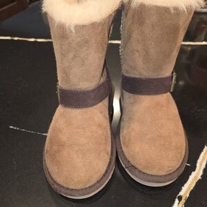 Toddler Girls Tan and Brown Suede Ugg Boots